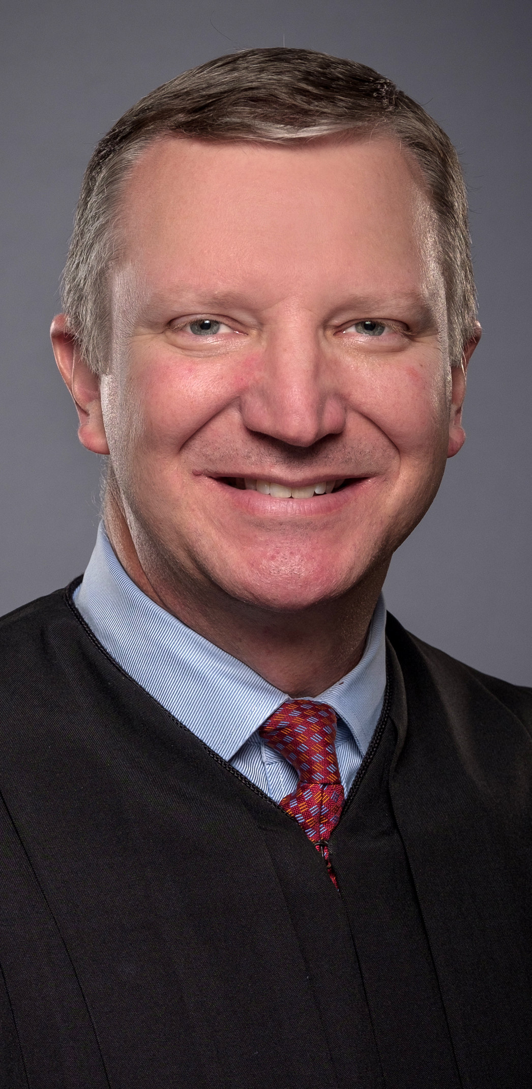 Photo of Justice Jeff Brown
