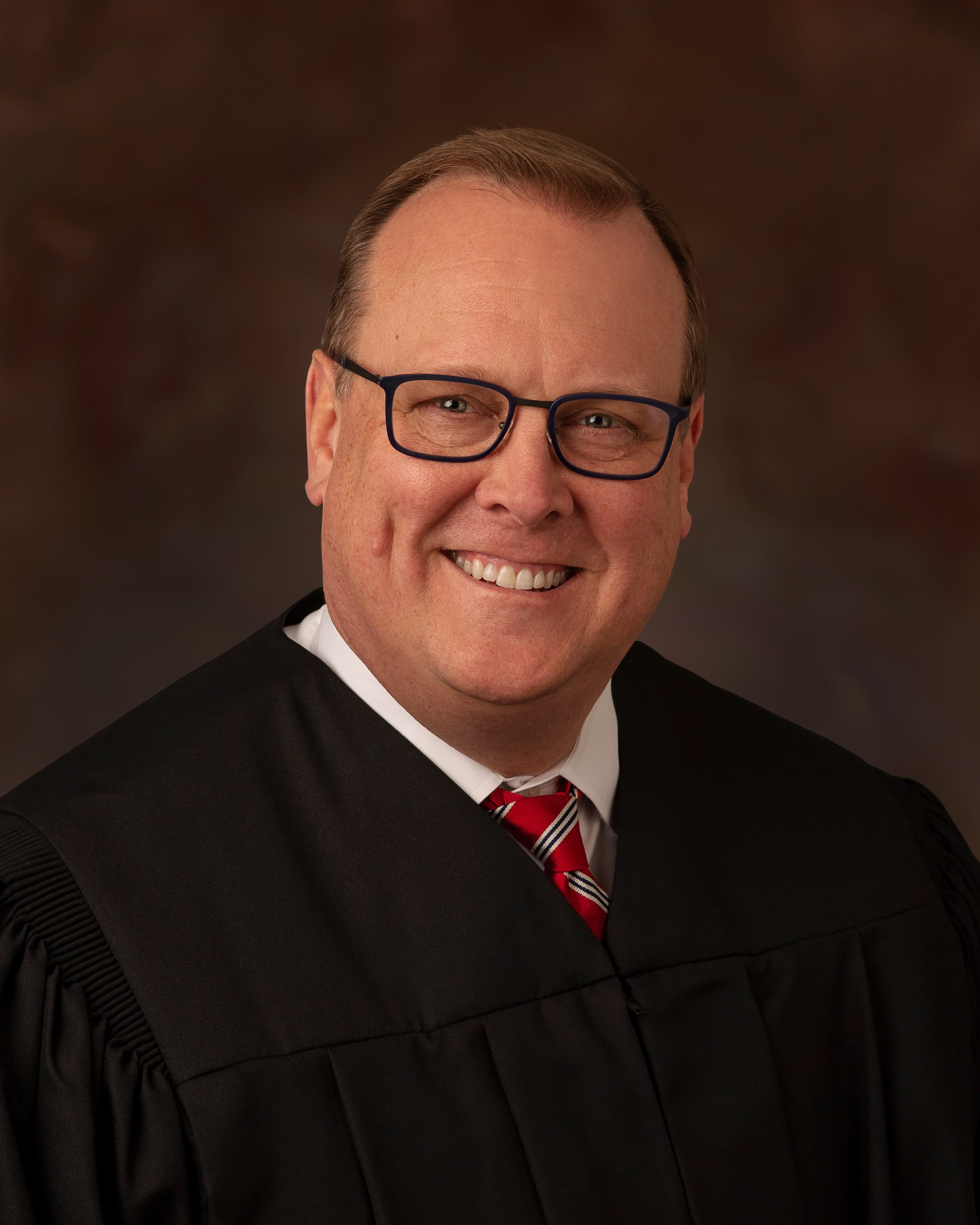 Photo of Justice Lawrence M. Doss