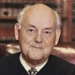 Icon (Judge Jim Vollers Obituary Photo)