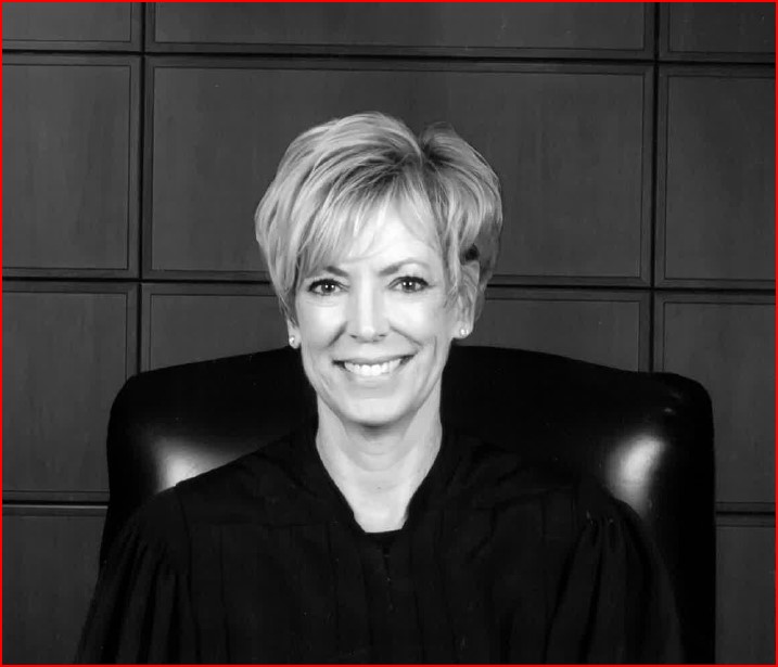 Photo of Sue Walker